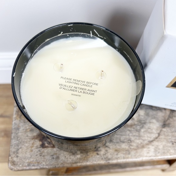 NEW Victoria’s Secret Scandalous Scented Candle 14.5 Oz - Picture 4 of 5